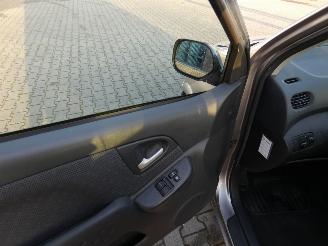 Toyota Yaris-verso Yaris Verso 1.3 VVT-i Sol picture 11