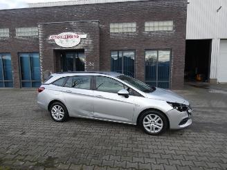 Schadeauto Opel Astra SPORTS TOURER 1.4 Edition Automaat 2021/9