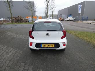 Kia Picanto 1.0 CVVT ComfortPlusLine Navigator picture 4
