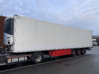 dañado remolque camión Schmitz Cargobull  SKO Kuhlauflieger mit Thermoking!!!! 2016/2