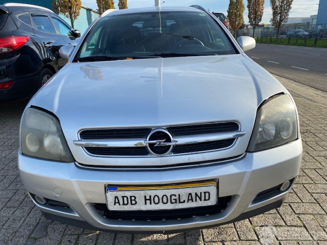 Opel Vectra C Caravan Combi 2.2 DIG 16V (Z22YH(Euro 4)) [114kW]