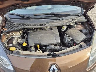 Renault Twingo (CN) Hatchback 3-drs 1.2 16V (D4F-772(D4F-J7)) [56kW] 5-BAK picture 8