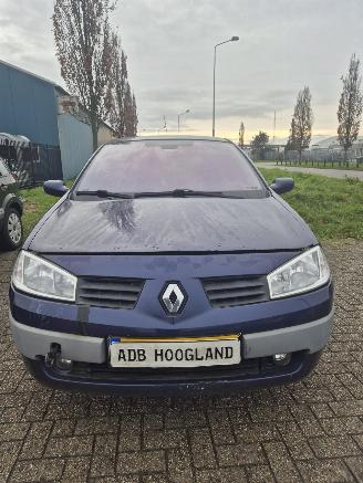  Renault Mégane II (BM/CM) Hatchback 2.0 16V (F4R-770) [99kW] 5-BAK 2003/1