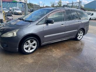 Avarii autoturisme Mitsubishi Grandis Grandis (NA) MPV 2.4 16V MIVEC (4G69) [121kW] 2009/6