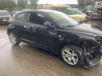 Alfa Romeo MiTo MiTo (955) Hatchback 1.4 (350.A.1000) [57kW] picture 3