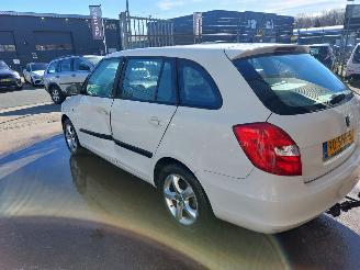 Skoda Fabia Fabia II Combi Combi 5-drs 1.2 TDI 12V picture 4