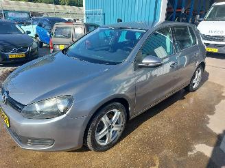 uszkodzony samochody osobowe Volkswagen Golf Golf VI (5K1) Hatchback 1.4 16V CGGA 2009/5