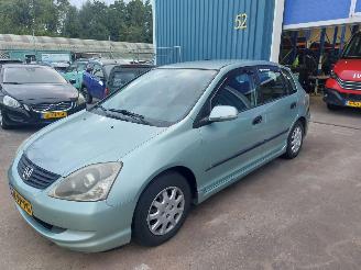 Coche accidentado Honda Civic 5 DR 2004/9