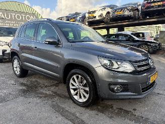 krockskadad bil auto Volkswagen Tiguan 1.4 TSI 118KW Navi clima Led Xenon Sport & Style NAP 2012/4