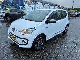  Volkswagen Up! 1.0 44KW High Up Airco 2013/10