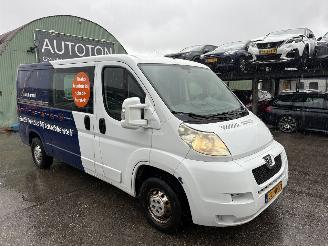 krockskadad bil bedrijf Peugeot Boxer 2.2 HDI 88KW L2H1 Airco 330 NAP 2006/11