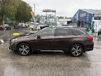 Schadeauto Subaru Outback 2.5I 129KW AWD Autom. Clima Navi 360View Schuifdak 2018/7