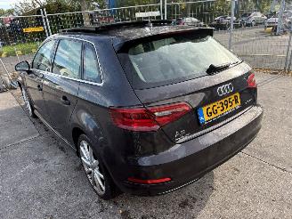 damaged passenger cars Audi A3 1.4 E-Tron 110KW Autom. Pano Clima Navi Led S-Line NAP 2015/5