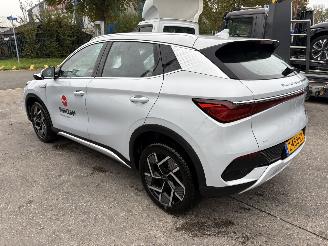 Schadeauto BYD Atto 3 60 kWh 150KW Comfort Pano Clima Navi NAP 2024/5