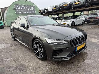 skadebil auto Volvo S-60 2.0 T6 Recharge 253PK Autom. Pano Clima Navi AWD R-Design NAP 2020/11