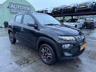 Unfallwagen Dacia Spring 27 kWh Clima Navi Camera Led Expression NAP 2023/9