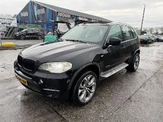 Voiture accidenté BMW X5 3.0 xDrive35i 225KW Autom. Pano Clima Navi Camera High Executive 2011/6