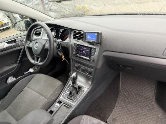 Volkswagen Golf 1.6 TDI 81KW DSG Navi Clima Comfortline picture 6