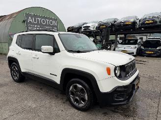 skadebil auto Jeep Renegade 1.4 MultiAir 103KW Clima Navi Pano Longitude 2017/4