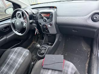 Peugeot 108 1.0 E-VTI 53KW Airco Led Active 5-Drs NAP picture 6