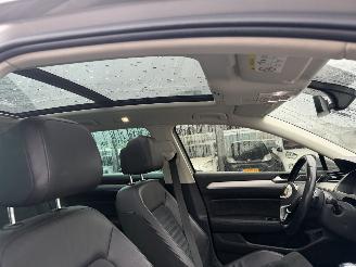 Volkswagen Passat 1.4 GTE 115KW DSG Pano Clima Navi Led Connected Plus Series picture 15