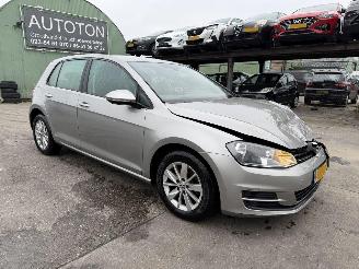 krockskadad bil auto Volkswagen Golf 1.2 TSI 77KW DSG Clima Navi 5-Drs Comfortline NAP 2013/4