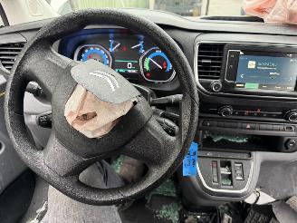 Citroën Jumpy E 50kWh 100KW Autom. 9-Pers Clima Navi M NAP picture 15