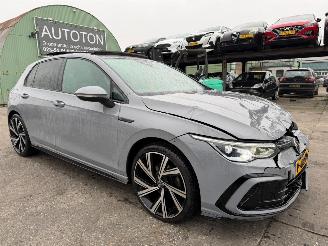damaged passenger cars Volkswagen Golf 1.5 TSI R-Line 96 kW Pano 2020/9