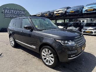 krockskadad bil auto Land Rover Range Rover 4.4 SDV8 250KW Autobiography Pano Clima Navi Led Xenon NAP 2014/4