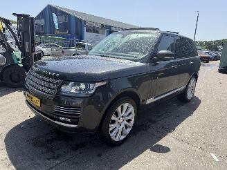 Damaged car Land Rover Range Rover 4.4 SDV8 250KW Autobiography Pano Clima Navi Led Xenon NAP 2014/4