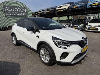 Coche accidentado Renault Captur 1.3 TCE 96KW Intens Navi Clima Led 2020/12