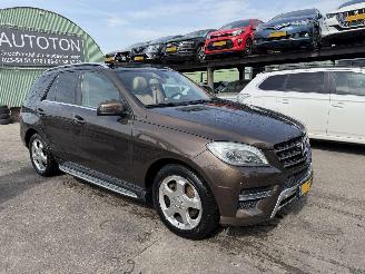 damaged passenger cars Mercedes M-klasse 350 CDI 190KW BlueTEC Pano Clima Navi Led Xenon Camera 4Matic 2013/3