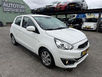 skadebil auto Mitsubishi Space-star 1.0 52KW Airco 5-Deurs Cool+ NAP 2016/8