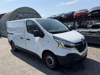 danneggiata veicoli commerciali Renault Trafic 1.6 DCI 70KW Clima Navi Led T27 L1H1 Comfort NAP 2020/3