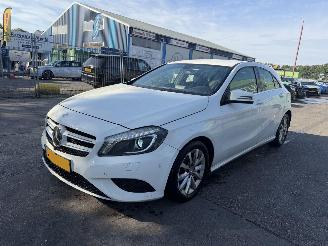 Auto incidentate Mercedes A-klasse 180 CDI 80KW Navi Clima Led Xenon Ambition NAP 2014/3