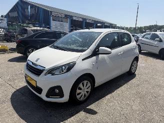 krockskadad bil auto Peugeot 108 1.0 50KW Airco Led Active 5-Deurs NAP 2016/9