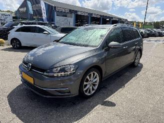 Auto incidentate Volkswagen Golf 1.6 TDI 85KW Autom. Navi Clima Led Comfortline NAP 2017/10