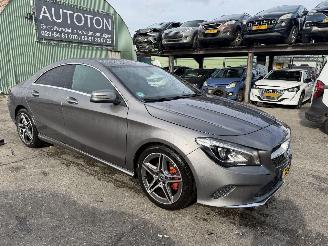 Voiture accidenté Mercedes Cla-klasse 180 Autom. 90KW Clima Navi Led AMG-pakket 2017/3
