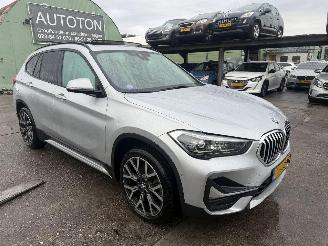 krockskadad bil auto BMW X1 20i sDrive 131KW Autom. Pano Clima Navi HUD High Executive NAP 2021/1