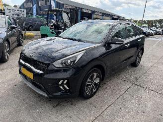 Schadeauto Kia Niro 1.6 GDI 77KW Hybrid Clima Navi Camera Led Dynamicline 2019/8