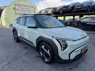 skadebil auto Kia EV3 58.3 kWh 150KW Pano Plus Advanced Clima Navi Camera NAP 2025/3