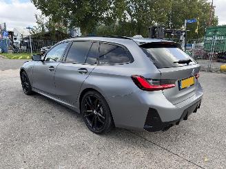 krockskadad bil auto BMW 3-serie 330e xDrive 215KW Pano Clima Navi Hud 2023/1