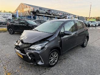 Auto incidentate Toyota Yaris 1.5 Hybrid 55KW Autom. Executive Clima Navi Camera 2018/1