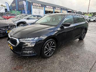 škoda osobní automobily Skoda Octavia 1.0 e-TSI DSG Pano Clima Navi Led Business Edition NAP 2021/3