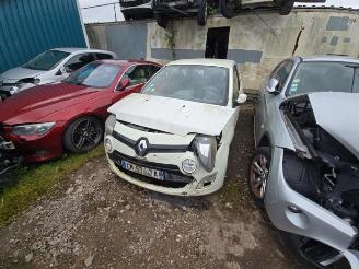 demontáž osobní automobily Renault Twingo Twingo II (CN), Hatchback 3-drs, 2007 / 2014 1.5 dCi 75 FAP 2012/3