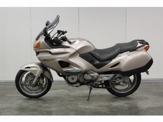 skadebil motor Honda NTV 650 Deauville 1998/1