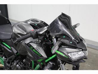 Kawasaki Z 650  picture 11