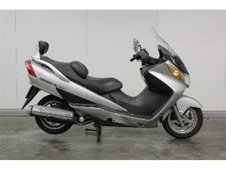 Suzuki AN 400 Burgman picture 3