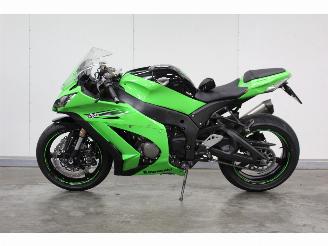 krockskadad bil motor Kawasaki  Ninja ZX-10R ABS 2011/4