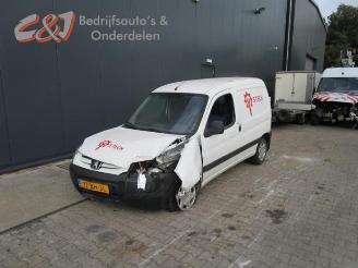 Salvage car Peugeot Partner Partner, Van, 1996 / 2015 2.0 HDI 2003/5